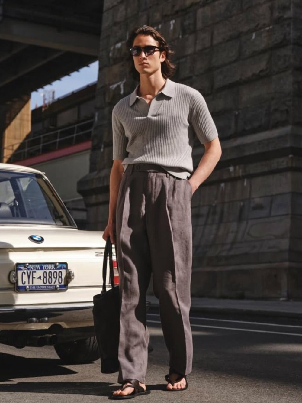 Todd Snyder Linen Side Tab Trouser in Dark Grey, size 34/32.